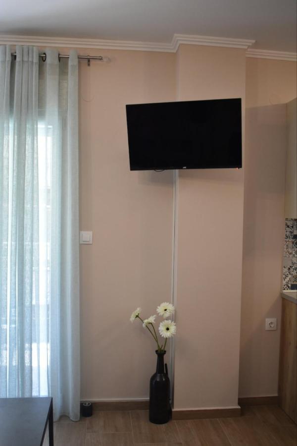 Emily Apartment -N.Kallikratia Nea Kallikrateia Ngoại thất bức ảnh